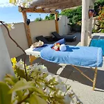 Bed & Breakfast La Demeure D'aphrodite