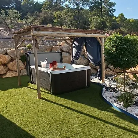 La Demeure D'aphrodite Couette-café Babeau-Bouldoux