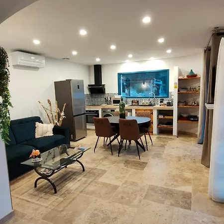 Couette-café La Demeure D'aphrodite Babeau-Bouldoux