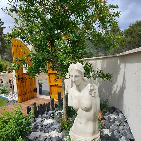 Couette-café La Demeure D'aphrodite Babeau-Bouldoux