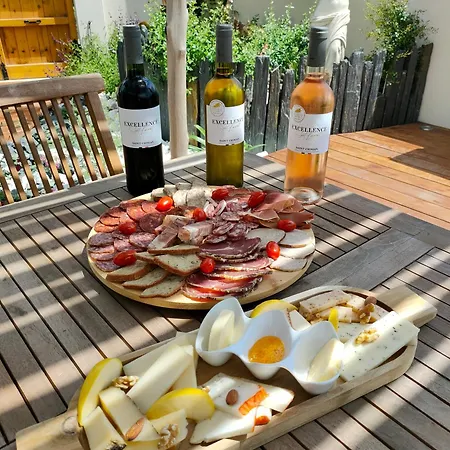 La Demeure D'aphrodite Couette-café Babeau-Bouldoux